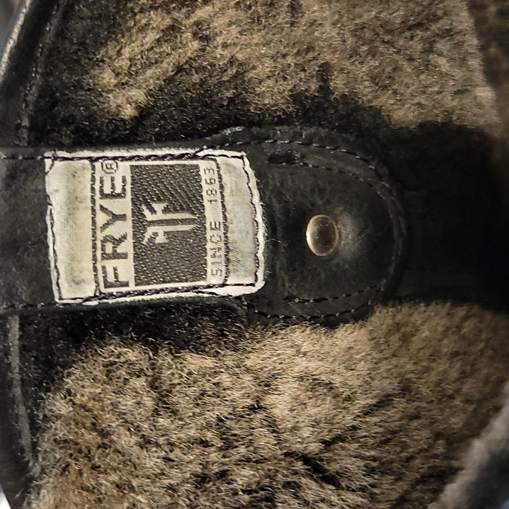 SOLD - Boots - Picture 4 of 4